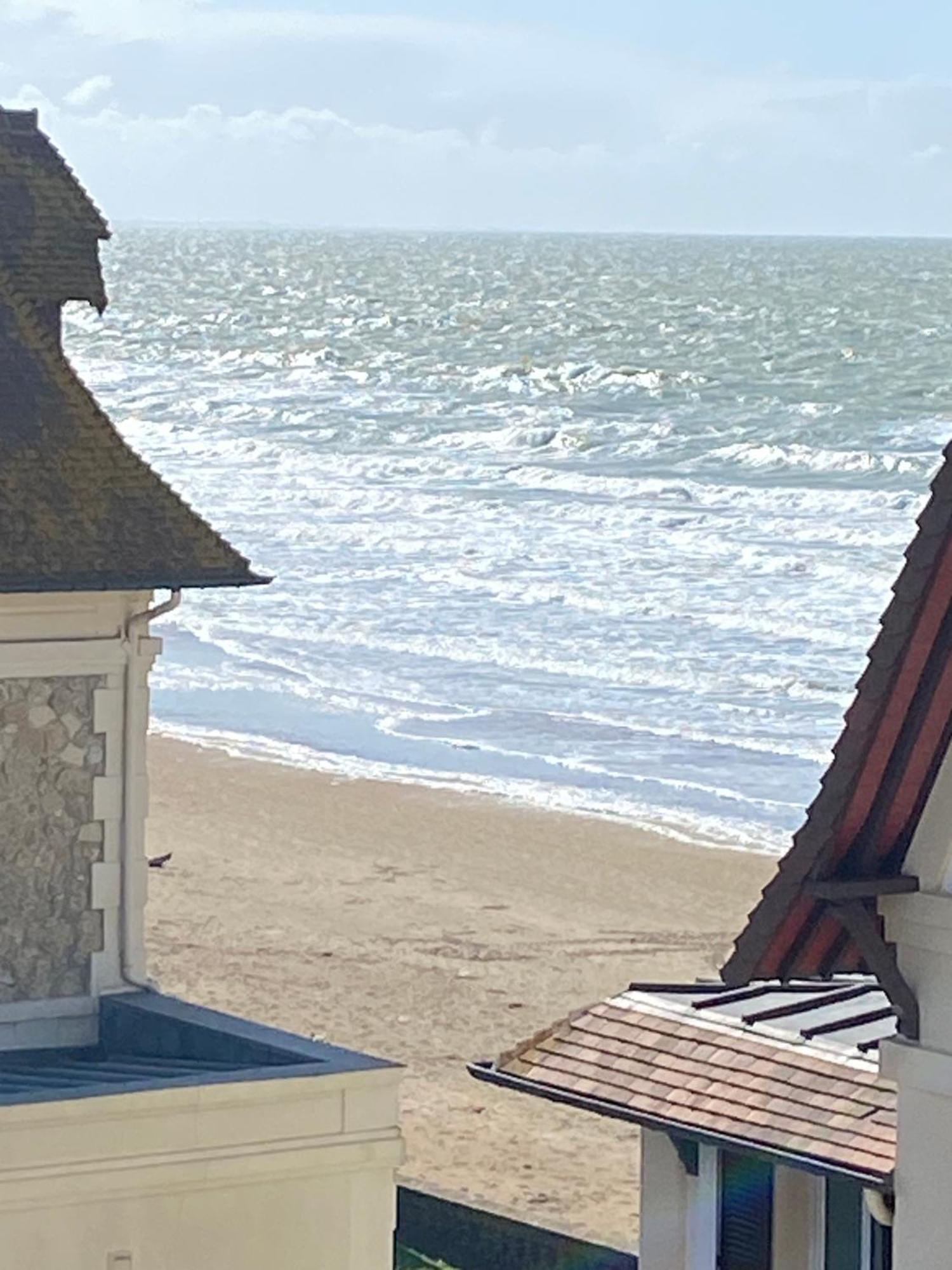Beau Studio Au Bord De La Mer Blonville-sur-Mer Exterior foto